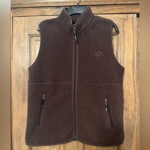 Aritzia Polartc Mockneck Vest